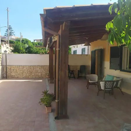 Prázdninový dům Ape Ines, Incantevole Casa Al Mare Lido di Noto